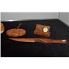 Image 2 : COLLECTION OF WOOD BOXES, CLOCK, PEN HOLDER & DAGGER (6 PCS)