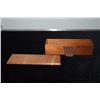 Image 5 : COLLECTION OF WOOD BOXES, CLOCK, PEN HOLDER & DAGGER (6 PCS)