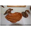 Image 1 : NATURAL WOOD BOWL & CARVED WOOD FALCON & SWAN FIGURES (3 PCS) (DOES NOT INCLUDE STAND)