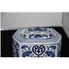Image 5 : BLUE & WHITE GINGER JAR & TEA CADDY'S (2 PAIR)
