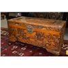 Image 1 : VINTAGE CHINESE CARVED WOOD TRUNK (27" X 13" X 15")