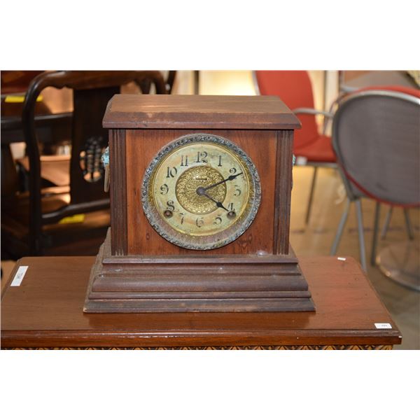 MANTLE CLOCK