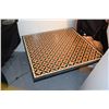 Image 1 : INLAID MARBLE COFFEE TABLE (39" X 39")