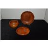 Image 1 : VINTAGE KOA DISH, BLAIR KOA BOWL & WOOD BOWL W/COAT OF ARMS (3 PCS) (DOES NOT INCLUDE STAND)