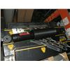 Image 2 : Struts & Samson Meter