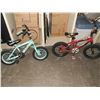 Image 1 : 2 Small Kids Bikes