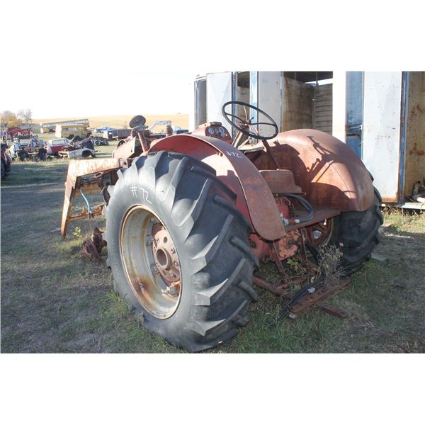 McCormick 4cyl W400 Tractor W/ Torque Amplifier W/ FEL