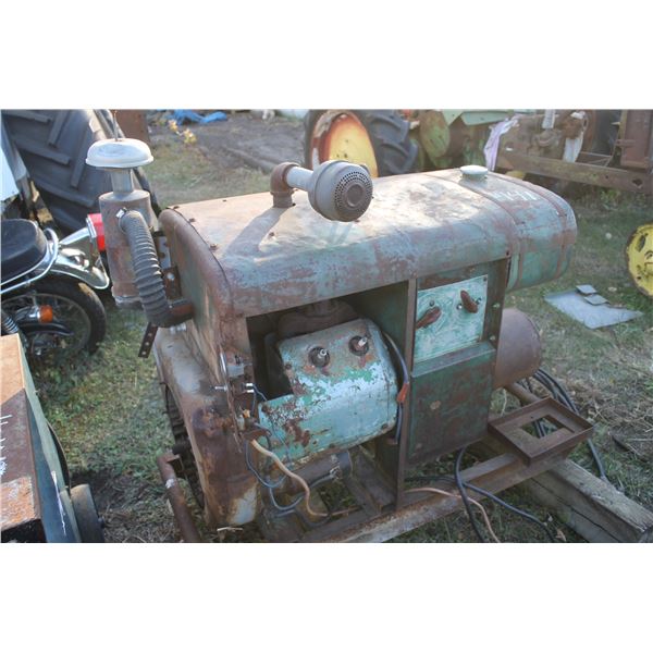 LincWelder W/ V4 Wisconsin Engine 250amp