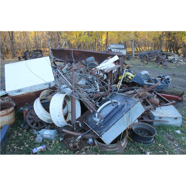 Large Quanity Misc Metal; Dozer Blade Complete pile