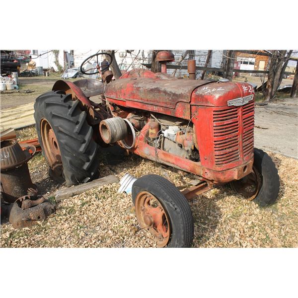 McCormick-Deering Tractor 4cyl Gas