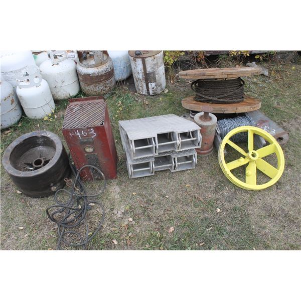 Pulley Wheel; Pulley; Hyd Jack; Barb Wire; Cable; Folding Alum Ramps; GE Battery Charger