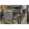 Image 1 : 2002 FREIGHTLINER T/A Tractor, # 1FUJAHCG72LK10601, Detroit, Integral sleeper, Small Wet Kit, 11R24.