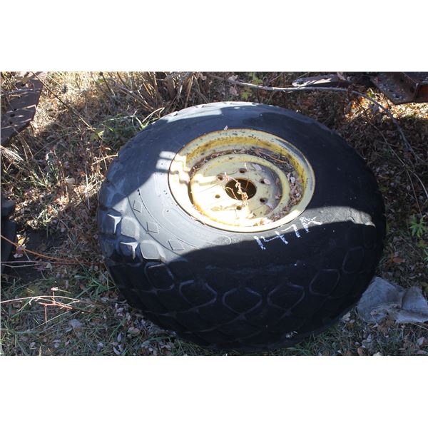 J.D Rim c/w 13.6x16 tire