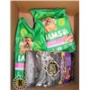 Image 1 : BOX OF PET FOOD