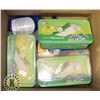 Image 1 : BOX OF CLEANING SUPPLIES