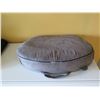 Image 2 : Cushioned Lap Desk, Lap Table w/ Case, Towel & Rolled Mat