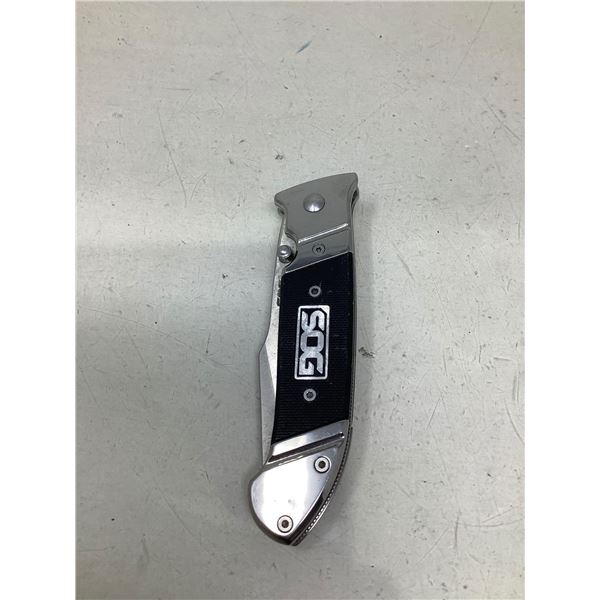 SOG - Folding Pocket Knife