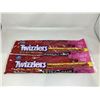 Image 1 : Twizzlers Extra Long Cherry 2X652g