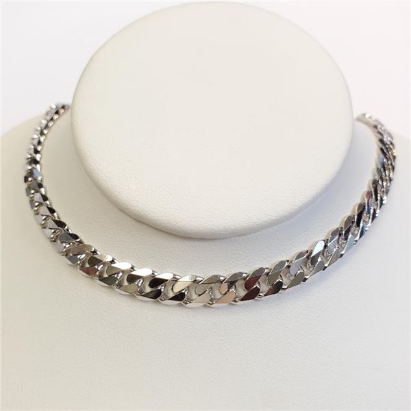 Silver Necklace (~length 18 inches) (~weight 30g), Suggested Retail Value $500