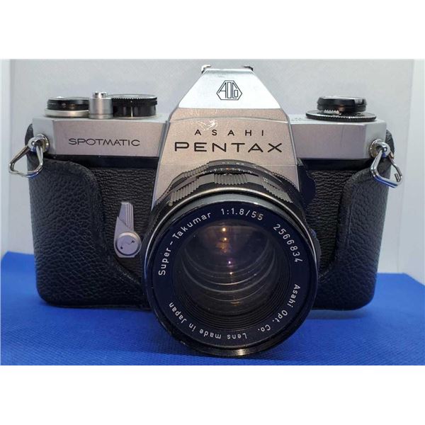 Pentax Asahi Spotmatic SP II 35 mm Camera serial #5067940 with 1:1.8 50 mm lense