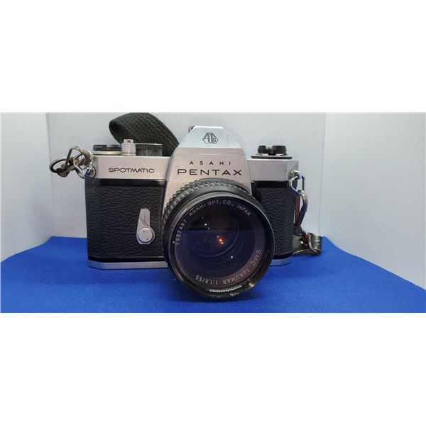 Pentax Asahi Spotmatic SP II serial #6202095 35mm Camera with Strap and SC|MC Takumar 1:1.8/55 Lens