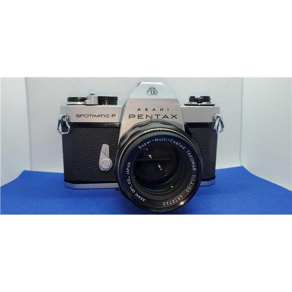 Pentax Spotmatic SPF series  35mm Camera serial #4983815 with Super multi coated Takumar 1:1.4/50 Le