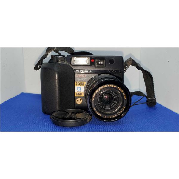 Olympus C-4040 Zoom 4.1MP Digital Camera with AF Zoom 7.1-21.3,, 1:1.8-2.6 Zoom Lens