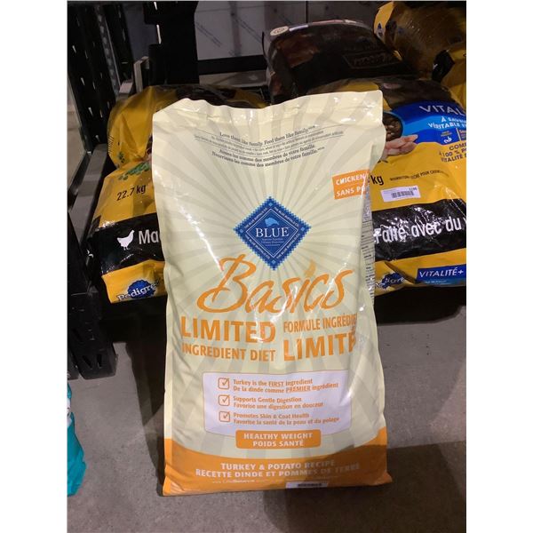 Blue Buffalo Basics Turkey & Potato Recipe Dog Food (10.8kg)