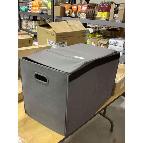 Collapsible Storage Tote