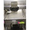 BUNN S/S SINGLE HEAT PORTABLE SERVER DOCKING STAND