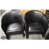 Image 1 : LOT OF TWO LEATHERETTE BUCKET CHAIRS ON CASTORS