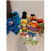 Image 1 : Sesame Street stuffed toys