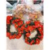 Image 4 : Christmas lights, décor wrap, holiday wreaths