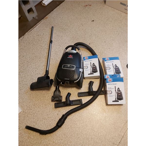 Bissell Momentum vacuum cleaner with 3 dust bag accessory packs (model 4208-C)