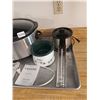 Image 3 : Oversized cookie sheet, 7 quart crock pot (model SCV80355-033), Little Dipper crock pot (model 32041