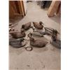 Image 1 : 8 duck decoys and weights