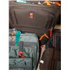 Image 4 : Asst luggage including Swiss Gear Trio