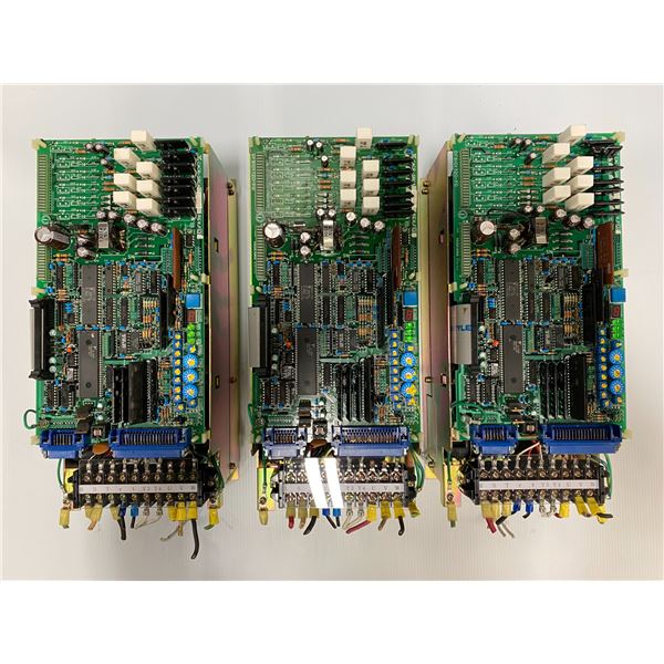 (3) Yaskawa # CACR-SR10BB1BF Servo Drives