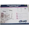 Image 1 : Drive Medical Free Standing Toilet Safety Frame
