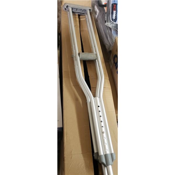 Drive Medical 10400-1 Aluminum Walking Crutches for Adult