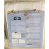 Image 4 : Zip & Block Anti-Allergen Econo Block SRP $60.00
