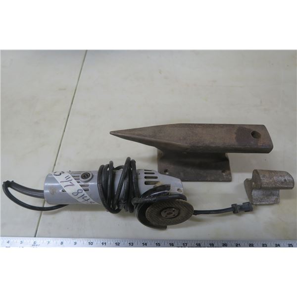 Makita Grinder & 2 Small Anvils