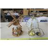 Image 1 : 2 Table Lamps, Windmill May also be a Music Box