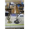 Image 1 : Table Lamp and Cacti / Roadrunner Statue