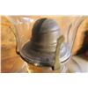 Image 6 : Antique Oil Lamp White Flame