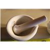 Image 3 : Mortar and Pestle Made By Coors