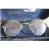 Image 5 : 4 Pairs of Gold Rimmed Glasses & 2 Cases