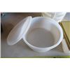 Image 2 : Box of Vintage Tupperware