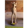 Image 10 : Lot of Hand Carved Wood Figures