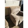 Image 2 : Gray Reclining Chair 42 X 34 X 35